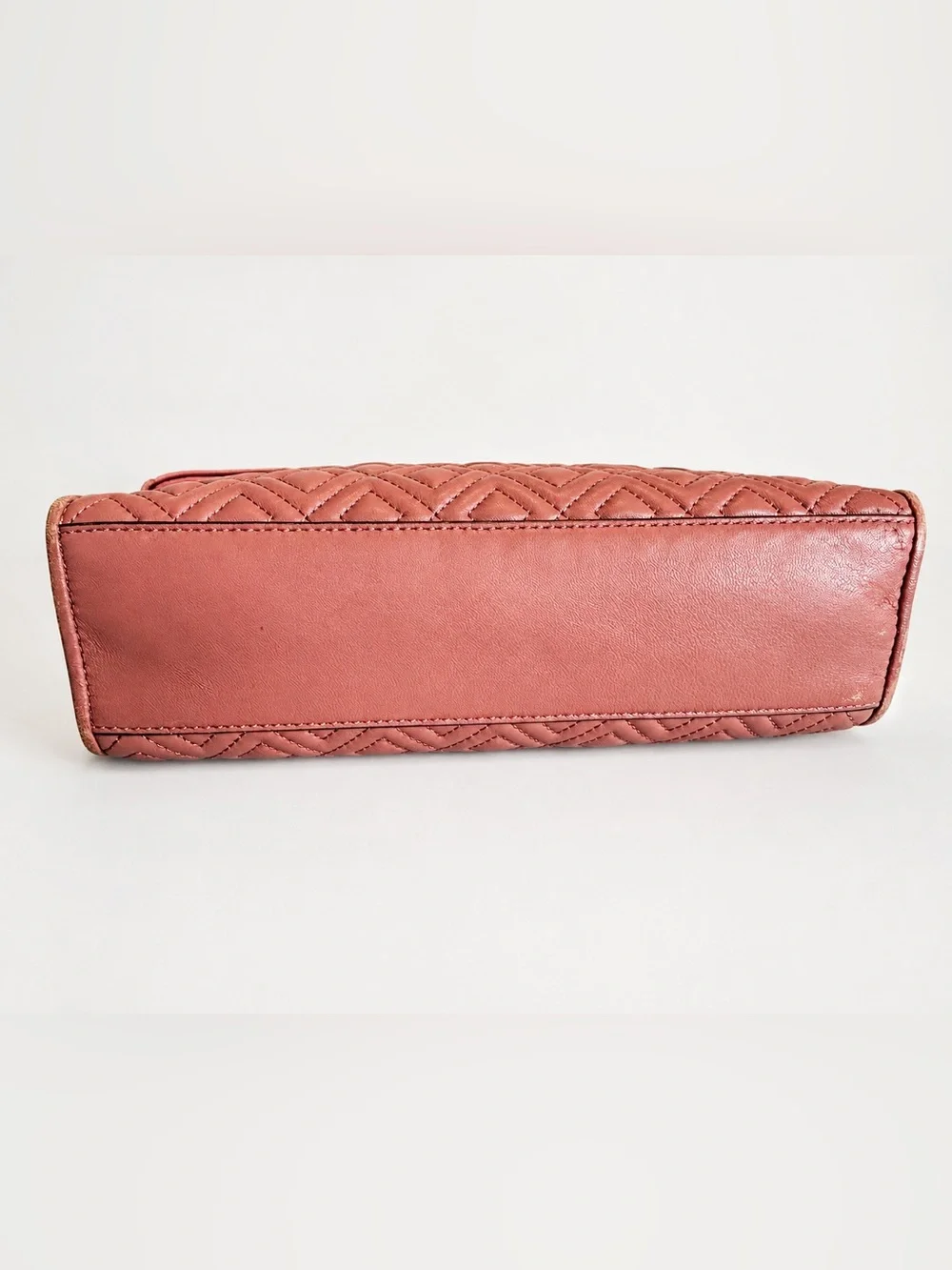 Tory Burch Pink Quilted Leather Fleming Chain Shoulder Bag - Picture 3 of 4